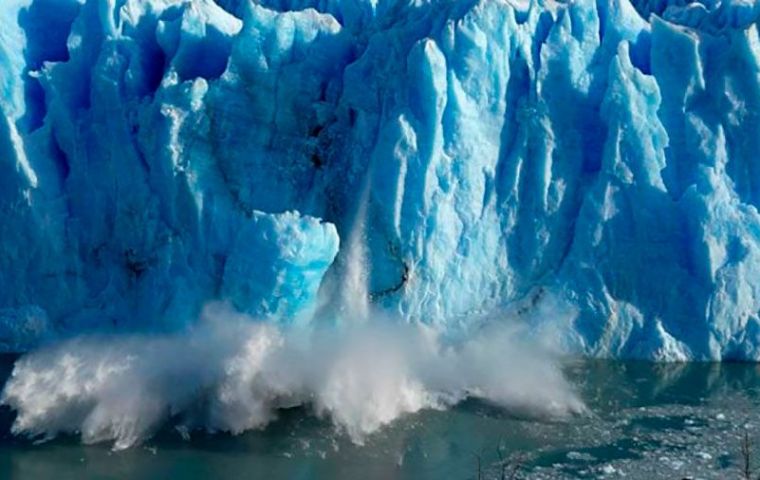 La UNESCO pide una reducción de las emisiones de gases y financiación adicional para monitorear glaciares
