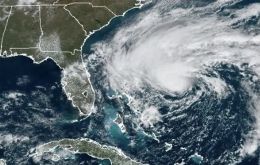 El gobernador de Florida, Ron DeSantis, declaró el estado de emergencia para 34 condados en la posible trayectoria de la tormenta