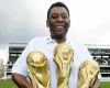 Pelé sigue siendo el único jugador que ha ganado tres Copas del Mundo y el más joven en levantar un trofeo mundial