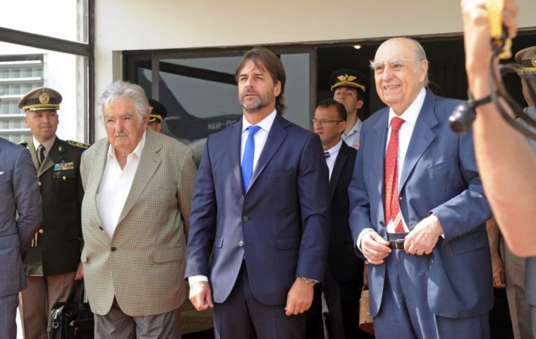 Pepe Mujica recordó que el fallecido Tabaré Vázquez había invitado al entonces presidente electo Lacalle Pou a la asunción de Alberto Fernández en Buenos Aires