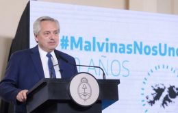 El tema Malvinas nos une a todos los argentinos, subrayó Fernández