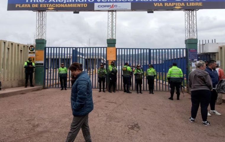 El aeropuerto de Cusco estuvo 5 días sin funcionar la primera vez que se cerró en medio de la creciente agitación interna