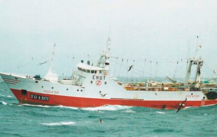 El Piscator llegó a pescar 50.000 kilos de merluza, muy por encima del límite de capturas incidentales en el mismo cuadrante