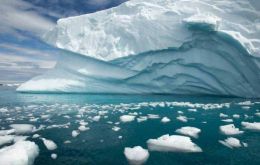 Se cree que el cambio climático ha llegado por fin a la Antártida, que, a diferencia del Ártico, había estado relativamente a salvo