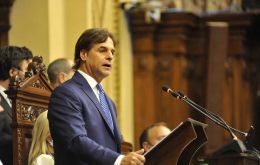 Uruguay tiene “el riesgo país más bajo de toda Sudamérica”, subrayó Lacalle al inaugurar la nueva Legislatura 