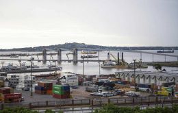 Los cargamentos de cocaína buscan el puerto de Montevideo en su camino a Europa y África