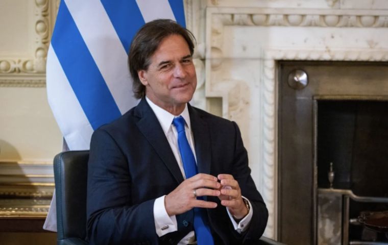 “Pertenecemos al Mercosur, no tenemos interés en cortarnos”, dijo Lacalle
