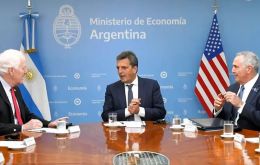 Massa insistió en que Argentina necesita exportar más a EE.UU., para lo cual hay que bajar ciertas barreras