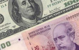La devaluación del tipo de cambio oficial fue de sólo 0,07% para ubicarse en AR$ 221,61