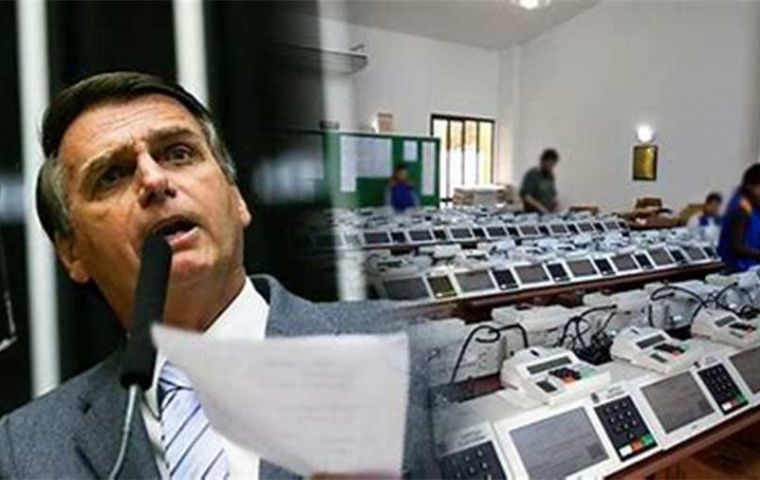 Bolsonaro habría cometido “abuso de poder” al convocar al cuerpo diplomático extranjero para advertirles de un supuesto fallo en las urnas electrónicas