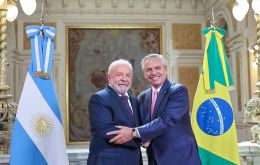 Alberto puede volar de regreso a la Argentina más tranquilo, dijo Lula. “Es verdad que sin ningún dinero, pero con mucha disposición política...”.