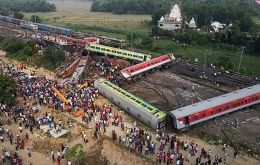 Más de 200 muertos en un accidente de tren en la India