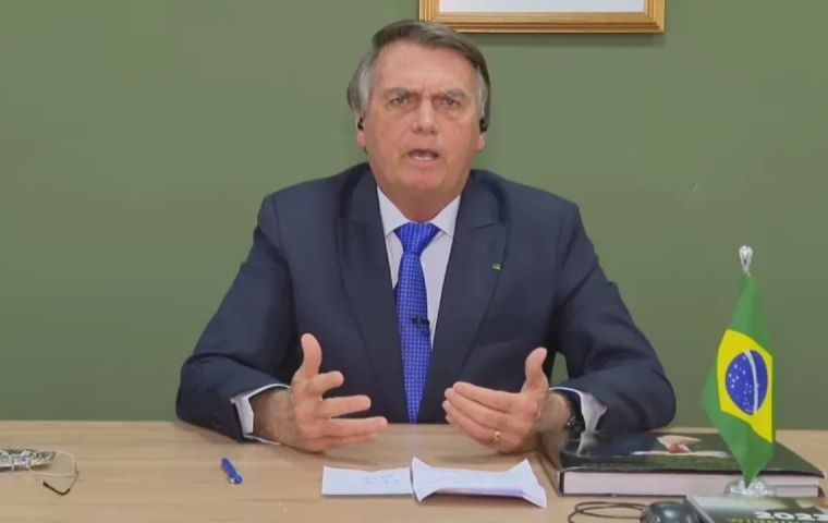 Si alguno de los tres jueces restantes vota en su contra, Bolsonaro quedaría inhabilitado por ocho años y, por lo tanto, no podría ser candidato en 2026 