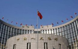 El Banco Popular de China, que recortó su tasa de política clave en junio, se abstuvo de una mayor flexibilización, aunque muchos analistas esperan un recorte en los próximos meses.
