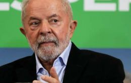 Propongo la creación de un ministerio para la gente, que necesita crédito y oportunidades, dijo Lula 