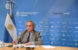 Tettamanti insistió en la “plena disposición” de Buenos Aires para establecer con Londres una “renovada agenda bilateral”.