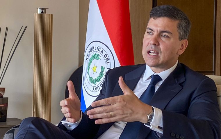 Lo mejor que tiene Paraguay para ofrecer al mundo es su gente, dijo Peña a expatriados en Italia