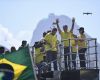 Bolsonaro sigue sumando apoyo popular mientras su situación ante la justicia empeora por momentos con cada nuevo testimonio o hallazgo