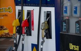 La gasolina subió 1,95% en promedio, constató el INE